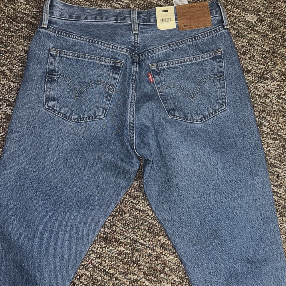 Levis 501 Skinny Distressed Denim Jeans Size 27 x 28 NWT retail $108 100% cotton - Picture 3 of 4